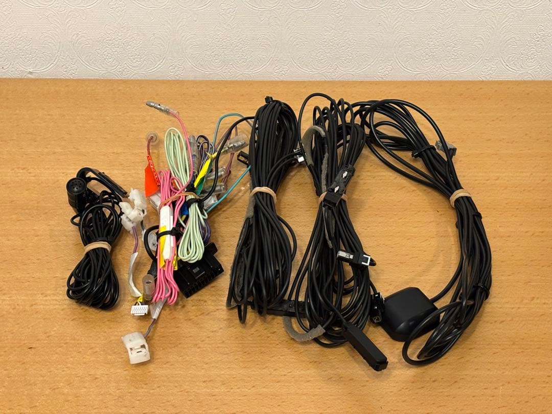 ケンウッド MDV-S810L 彩速ナビ 8インチ 2023年モデル 取説付き