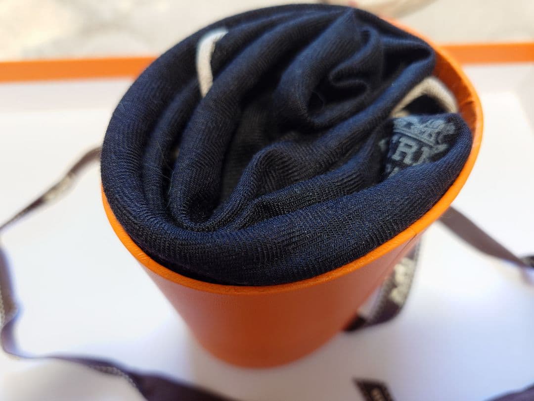 HERMES ロサンジュGM ノワール　ユニセックス