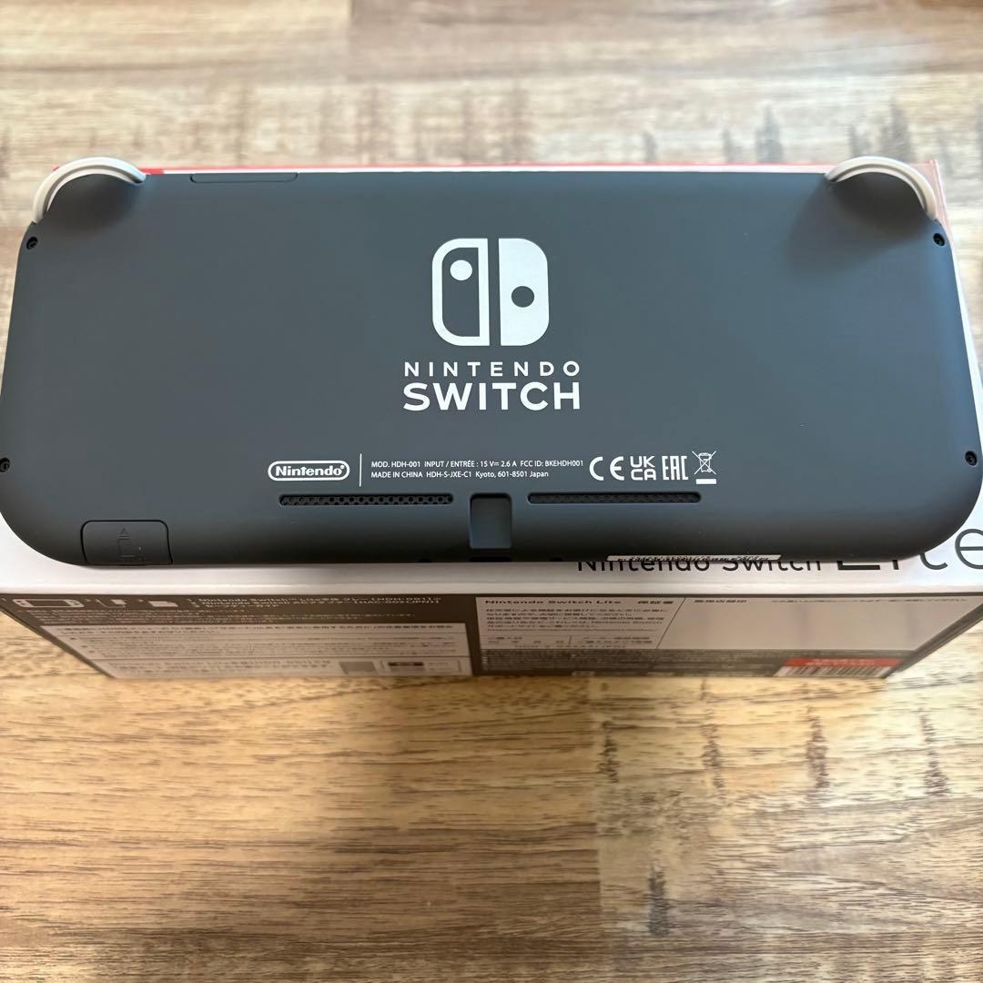 Nintendo Switch Lite グレー 本体 完備品 ケース 保証書付