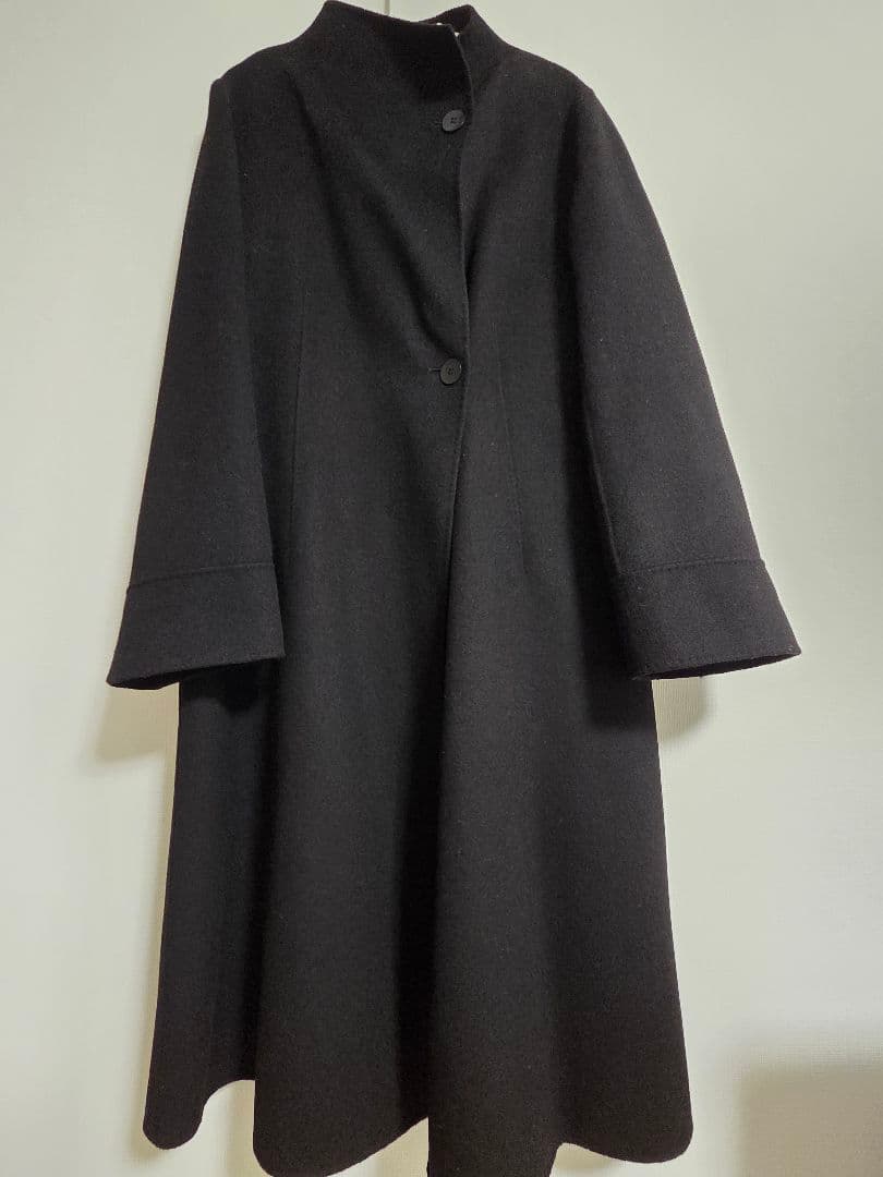 ★専用★極美品★1枚仕立て　黒 ロングコート　AMACA　(ブローチ非販売)