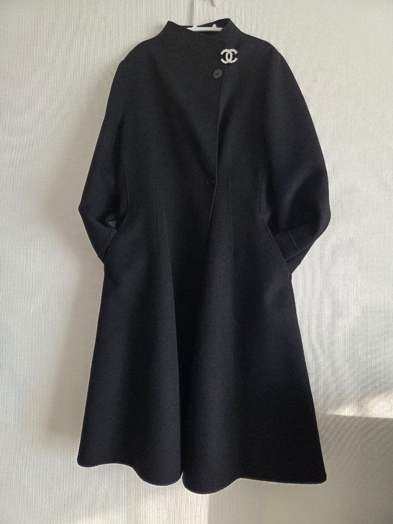 ★専用★極美品★1枚仕立て　黒 ロングコート　AMACA　(ブローチ非販売)