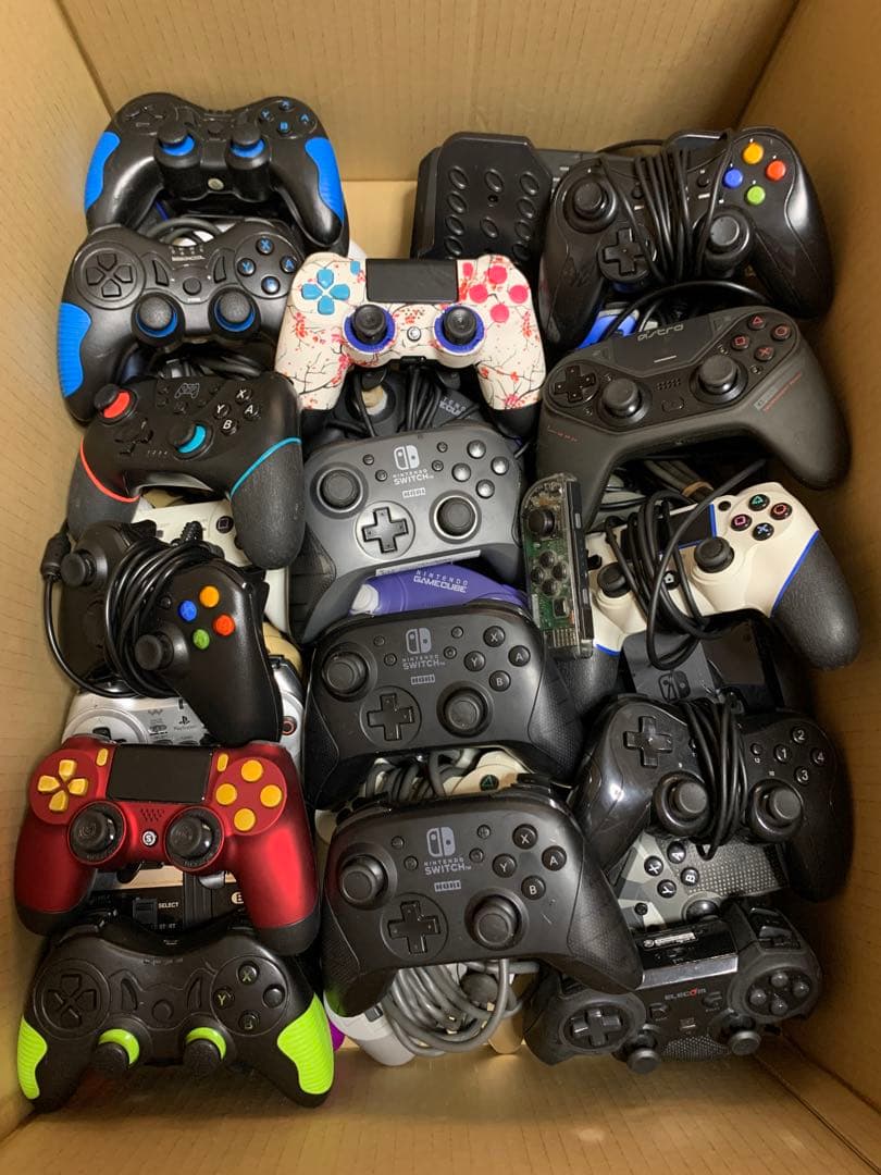 40点以上　コントローラー　ps2 ps3 ps4 Switch xbox