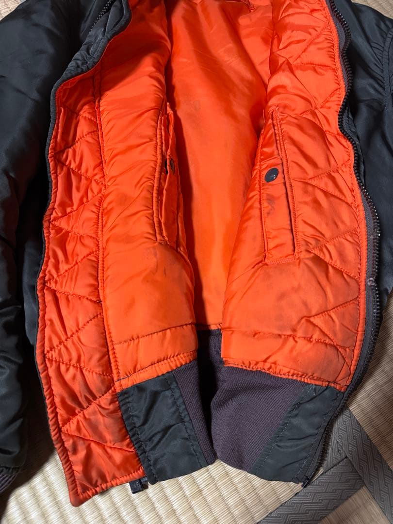 な*む様 USA製/ALPHA/60s希少/8279D/MA-1/Mサイズ/グリ