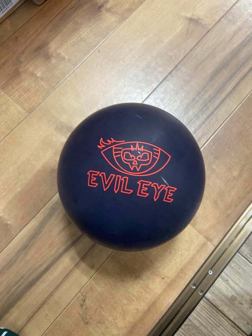 【新品】イービルアイ ラディカル 15ポンド2オンス ボウリングボール