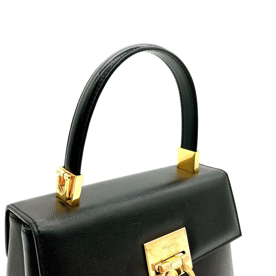 美品【Salvatore Ferragamo】2wayバッグ　トップハンドル　黒