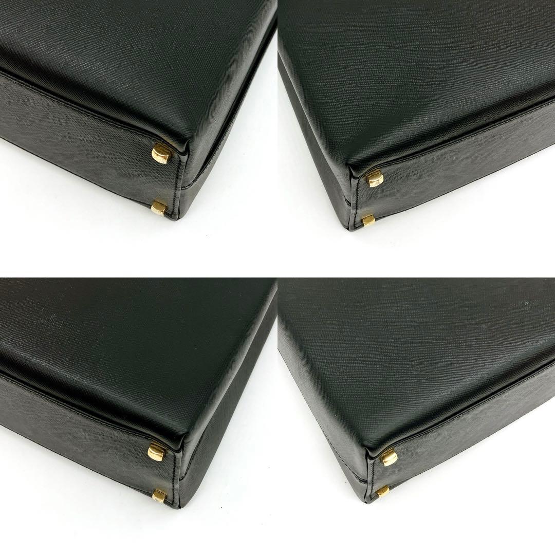 美品【Salvatore Ferragamo】2wayバッグ　トップハンドル　黒