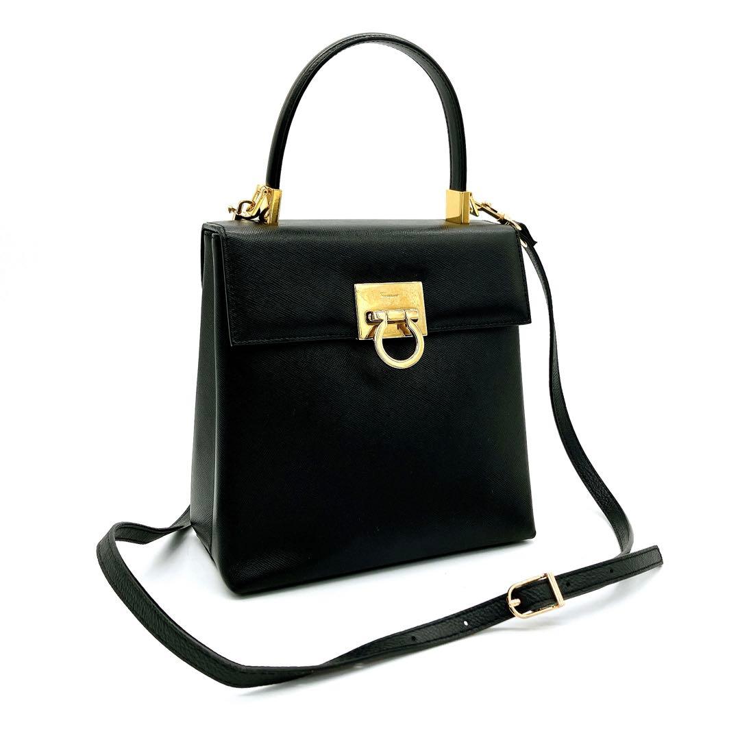 美品【Salvatore Ferragamo】2wayバッグ　トップハンドル　黒