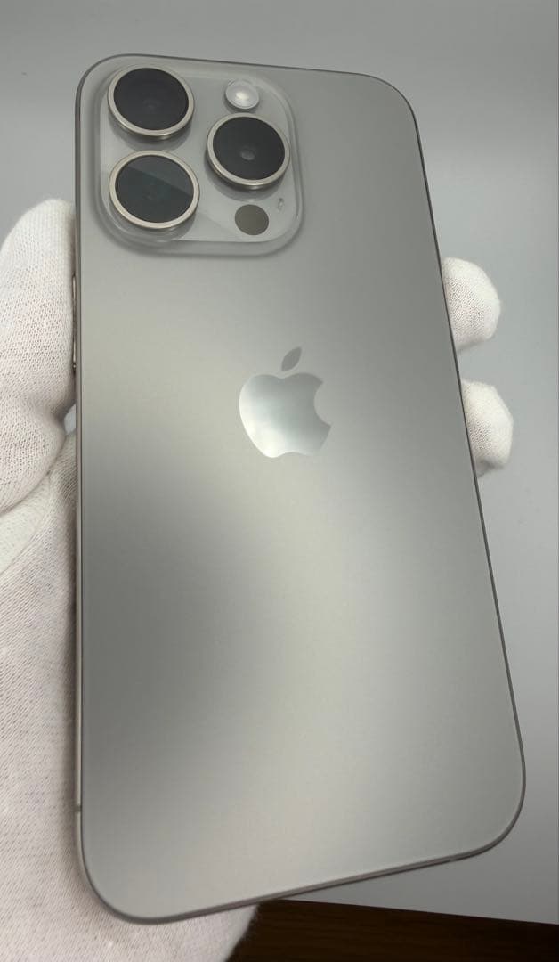 【極美品】iPhone15 Pro 1TB ナチュラルチタニウム SIMフリー