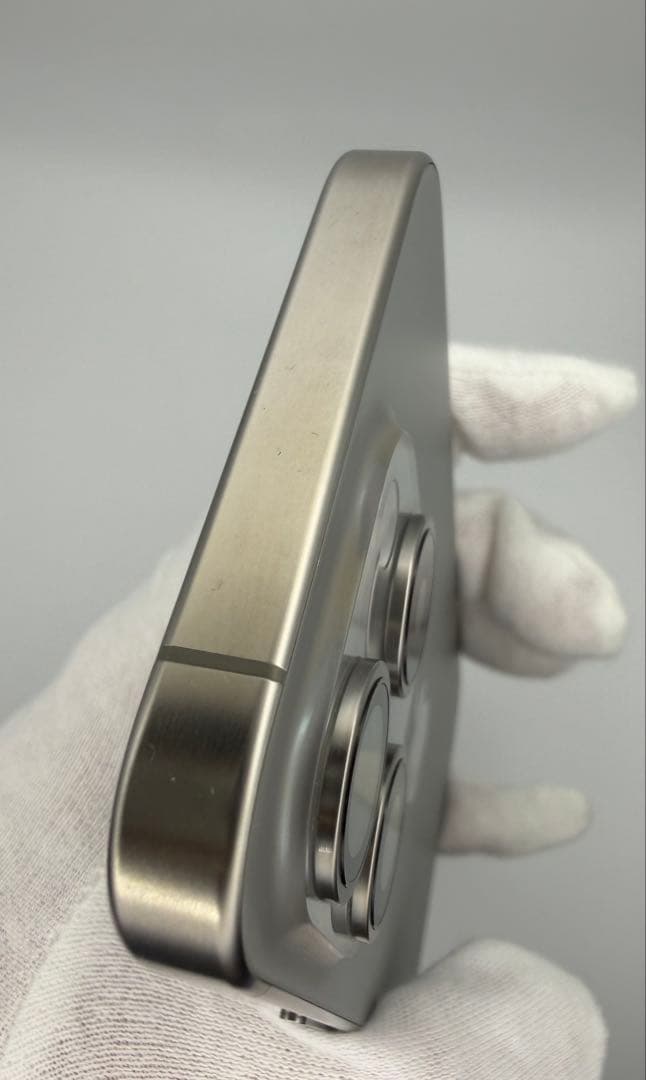 【極美品】iPhone15 Pro 1TB ナチュラルチタニウム SIMフリー