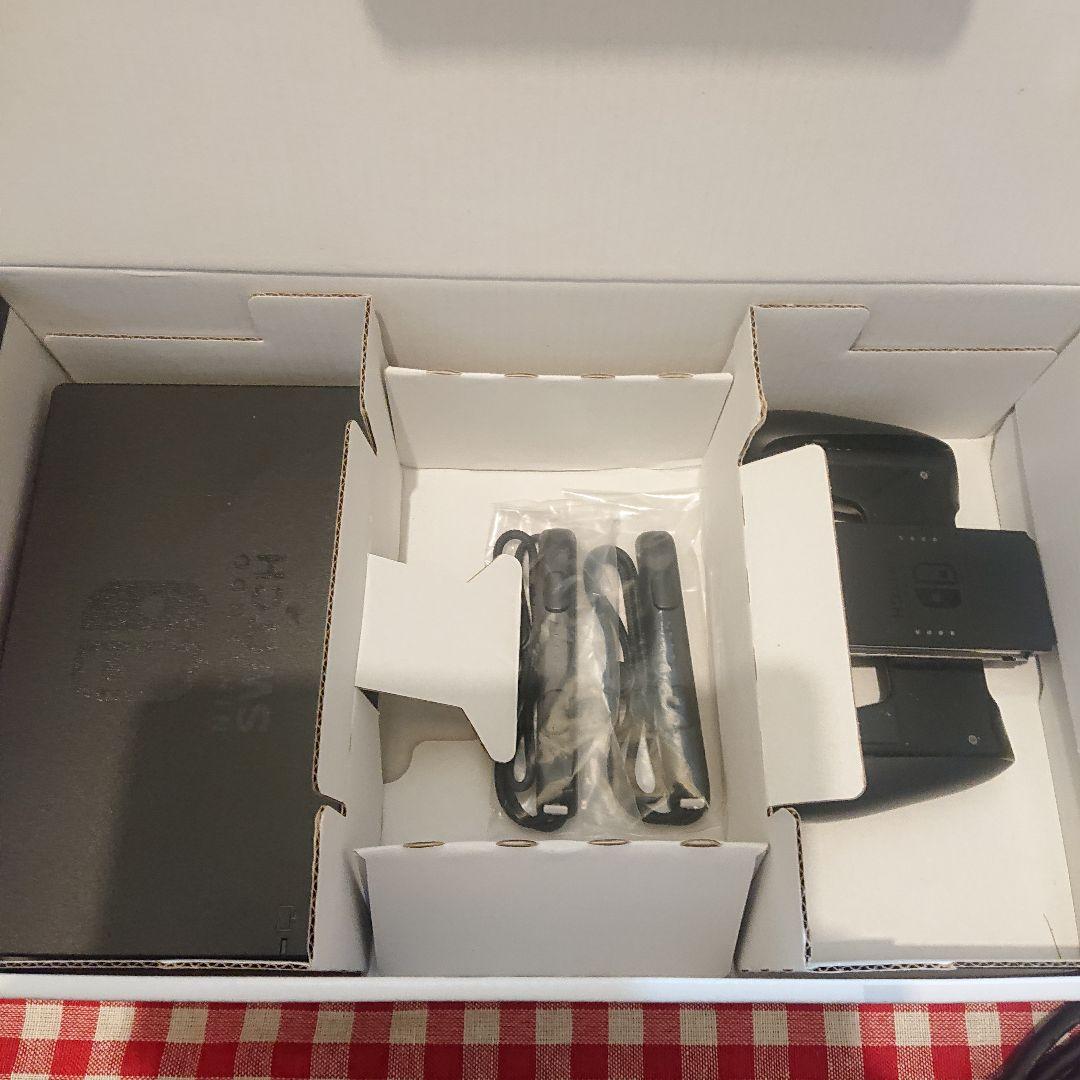 ポーチSDカード保護シート付きSwitch 本体 グレー 箱あり