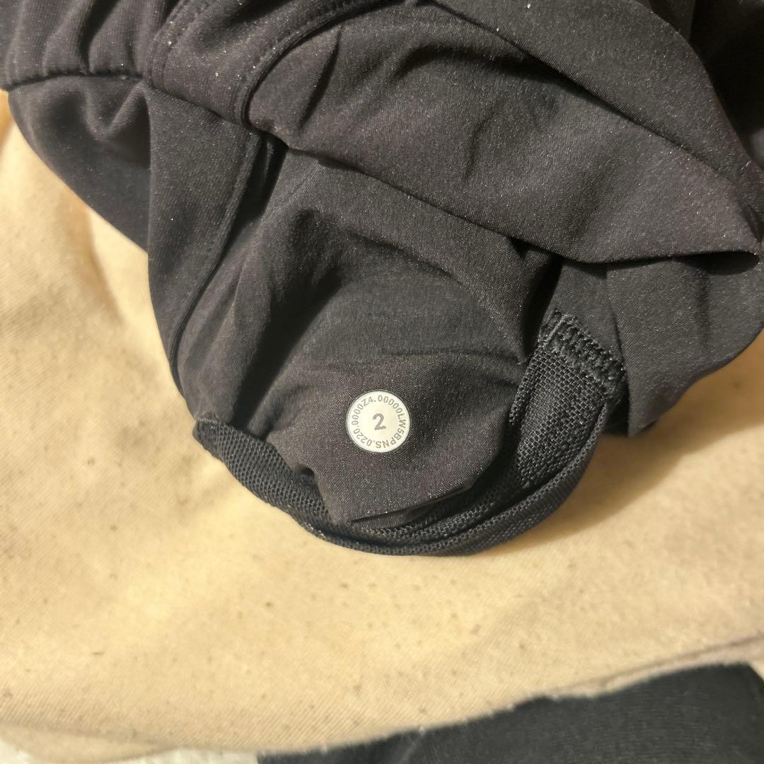 Lululemon ブラック ヨガパンツ