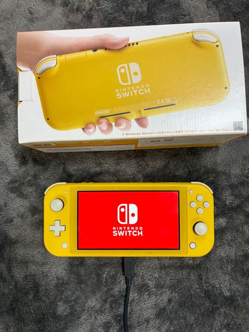 任天堂SwitchLight yellow
