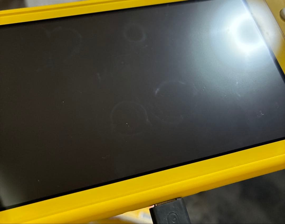 任天堂SwitchLight yellow