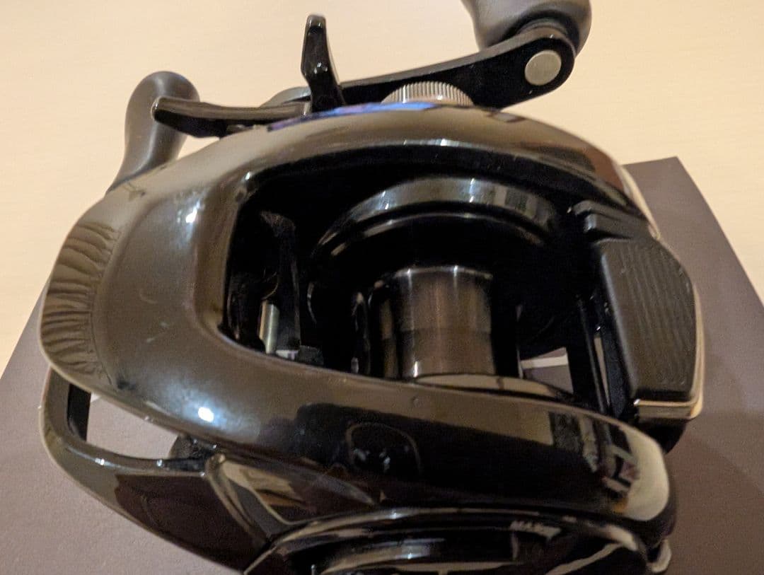 24メタニウム DC 70HG ベイトリール