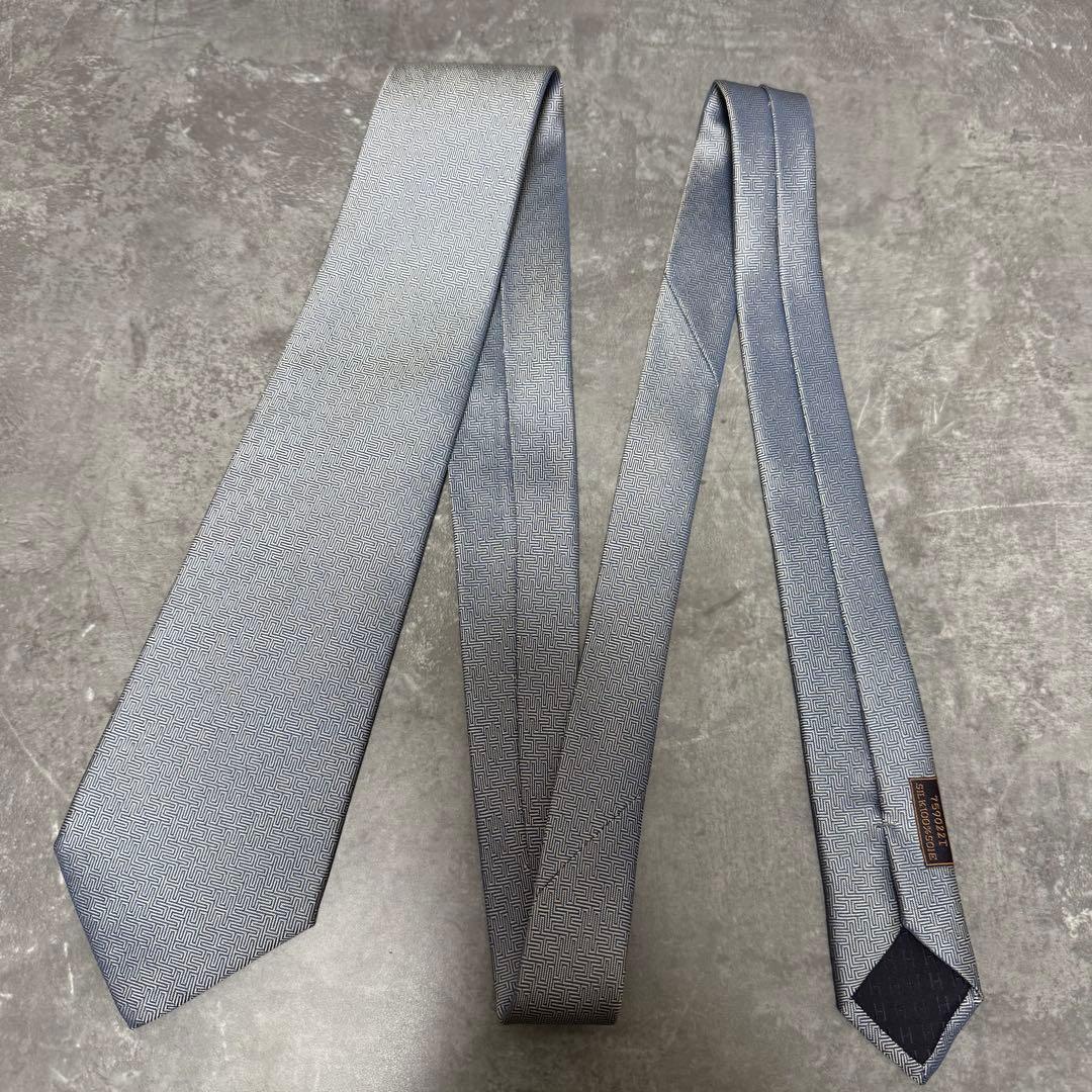【✨極美品✨】 HERMES エルメス ネクタイ シルバー H柄 ファソネ 光沢