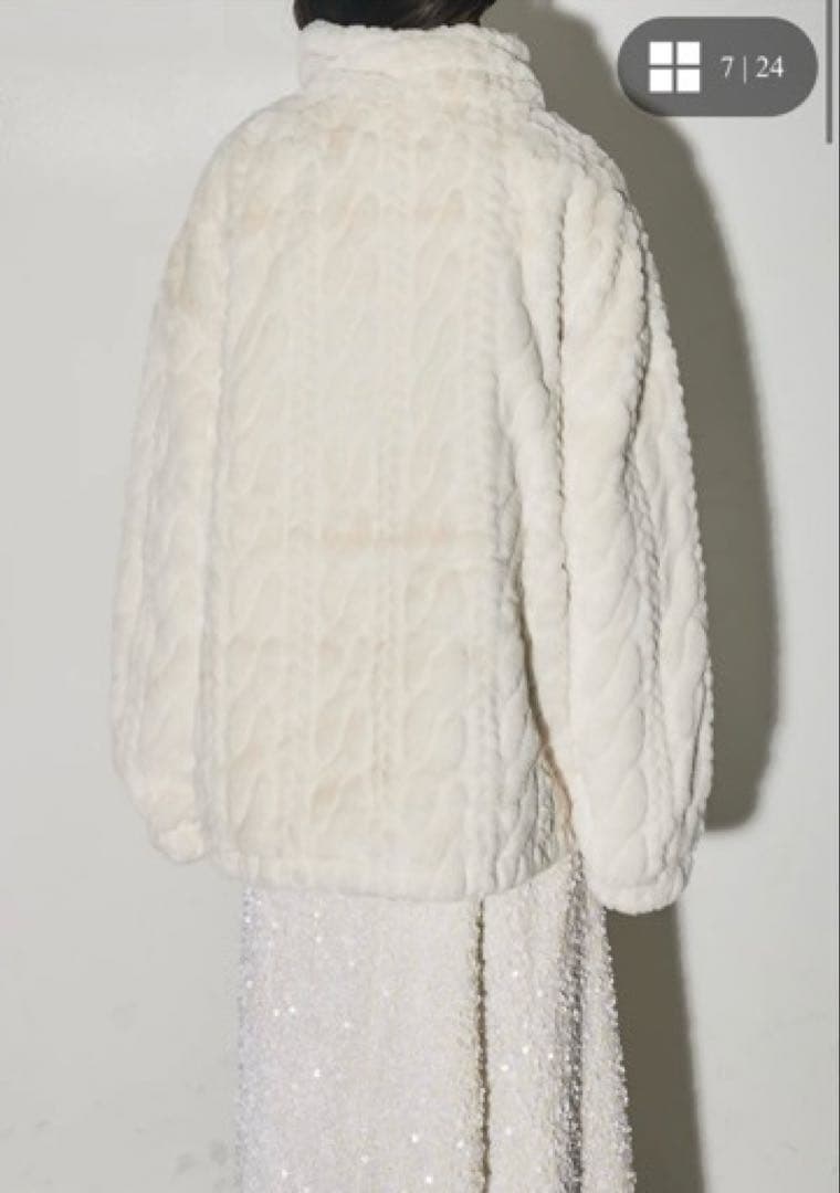 ANDREA&Co.ケーブルデザインZIPファージャケット➕スパンコールスカート