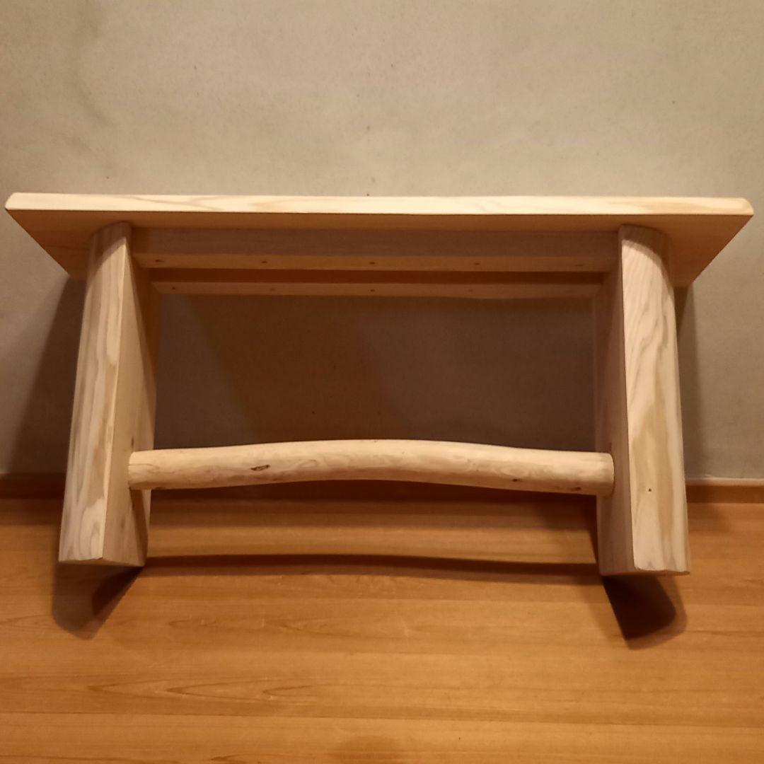 一点物　国産杉スツール、ベンチ　無垢一枚板&丸太半割りログ脚、湾曲枝部材使用