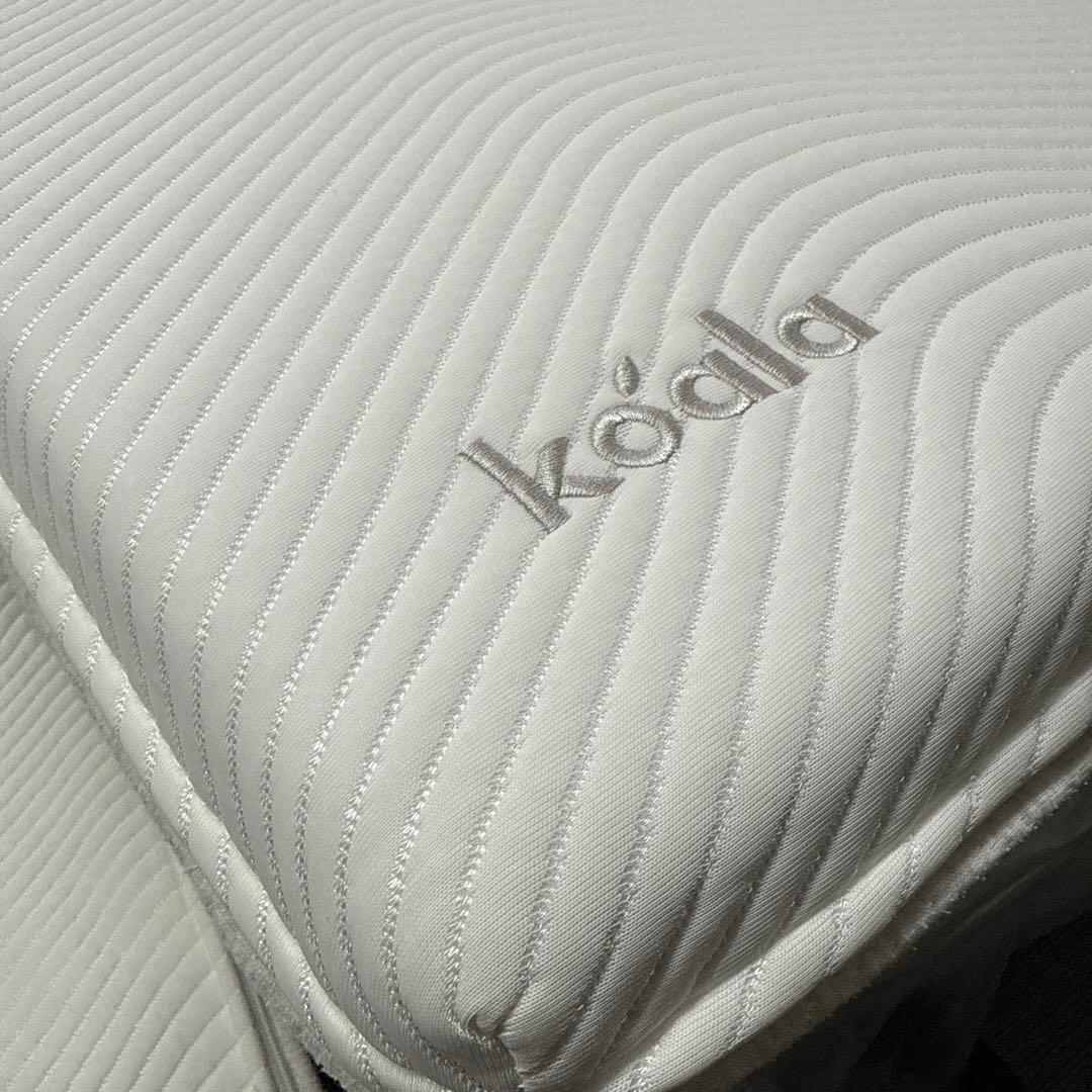 ⑧快適快眠✨コアラ布団OASIS セミダブル 三つ折り 折りたたみ布団✨訳あり品