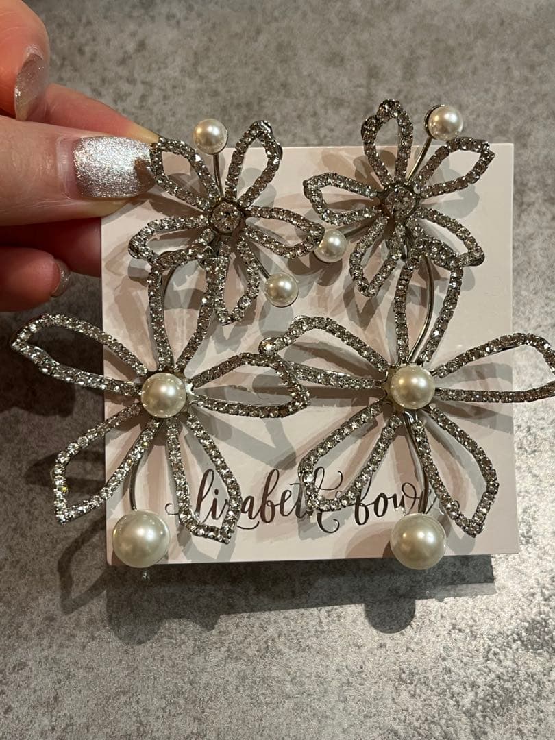 Elizabeth bower Pavet Pearl イヤリング　シルバー