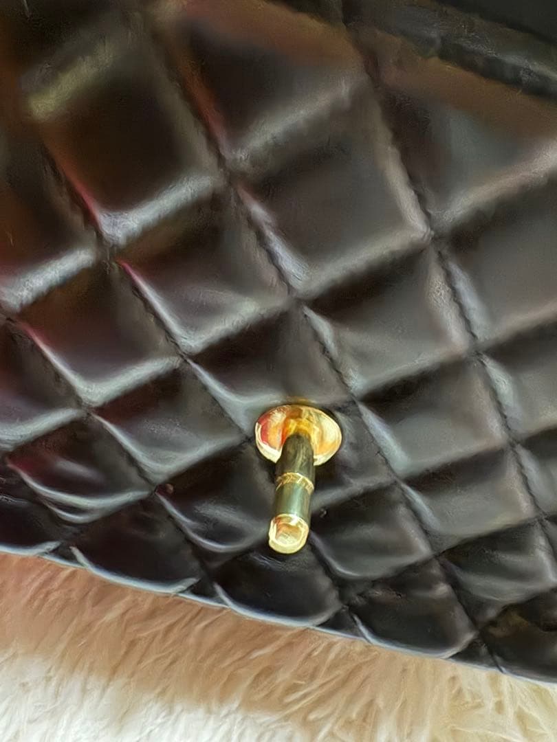 黒 キルティング ショルダーバッグ