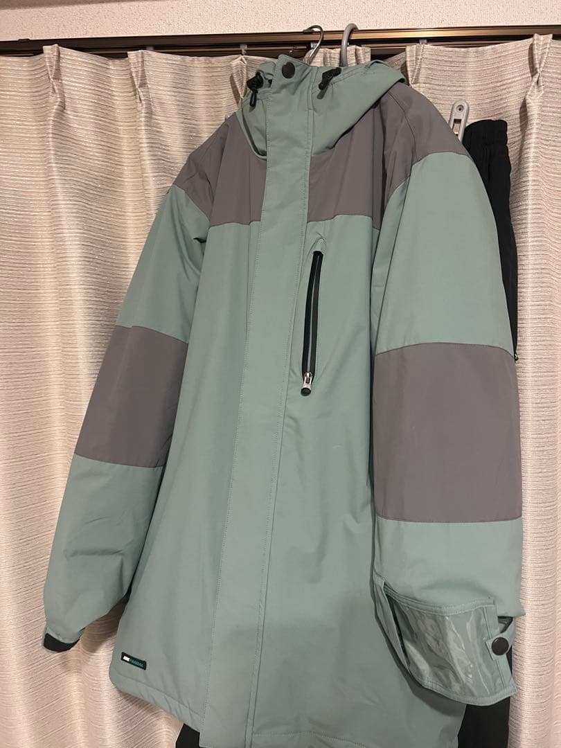 スノーボードウェア 上Lサイズ　下Mサイズ