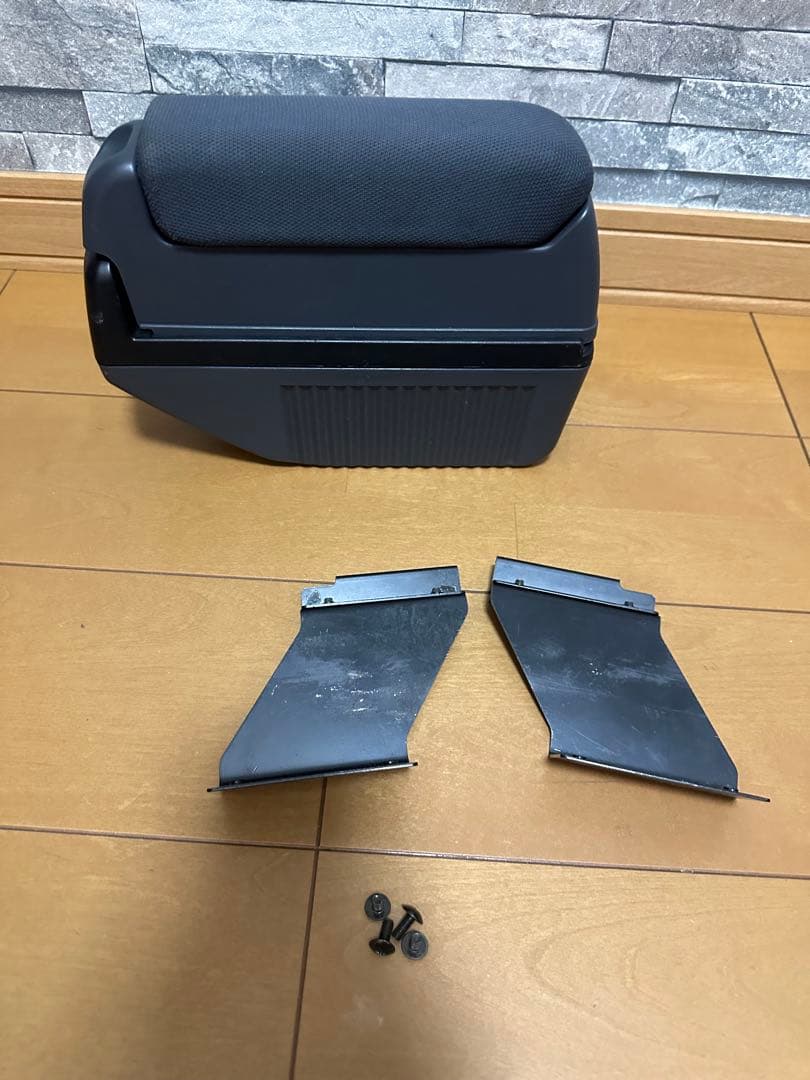 ダイハツDAIHATSU ミラジーノ　L700系 センターコンソールボックス