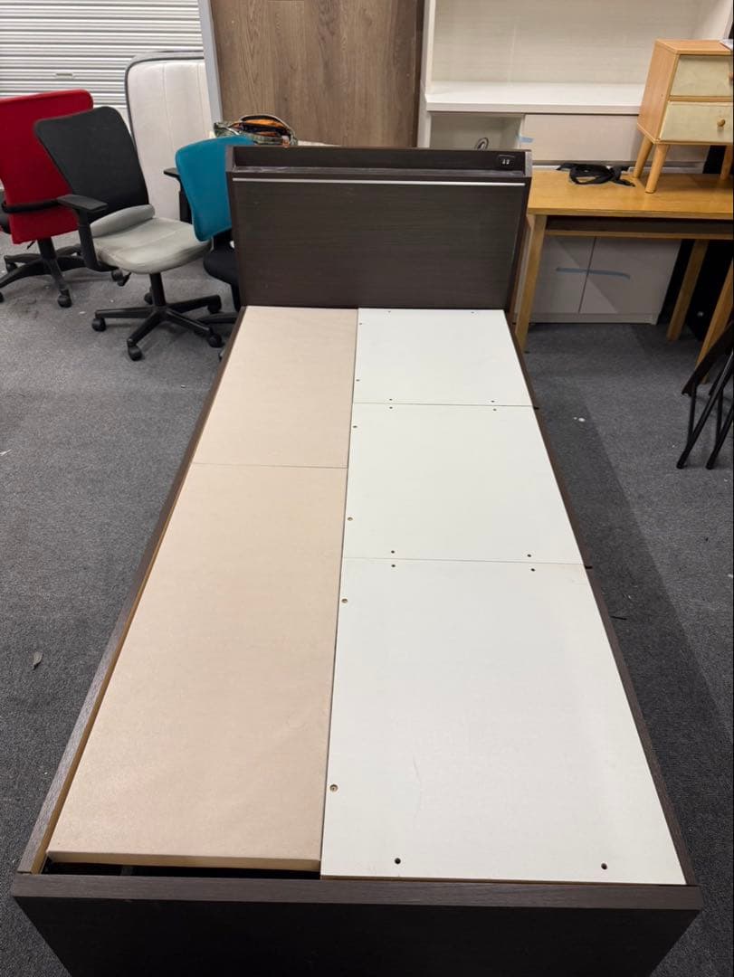 秋刀魚さま/ニトリ 収納付きベットフレーム　シングルベッド　木製ベッドフレーム