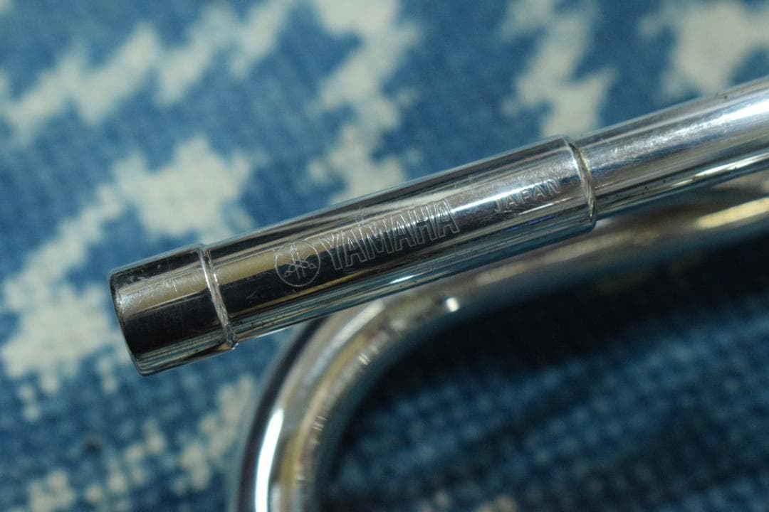 YAMAHA YTR-3320S 赤ベル・銀メッキ ケース・マウスピース付