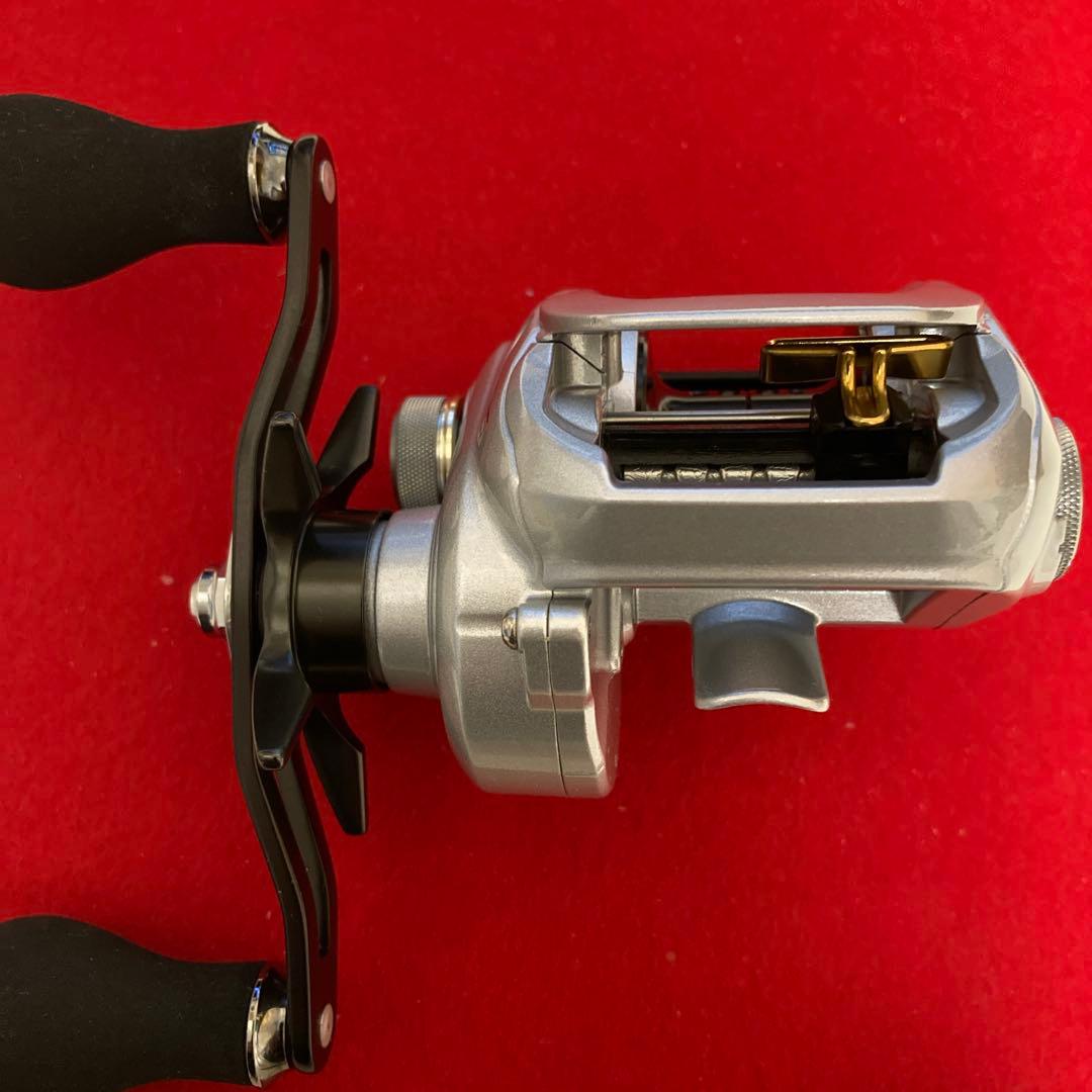 【新品・未使用品】ダイワ　スパルタン 　　　　　　　　TW150H 右ハンドル