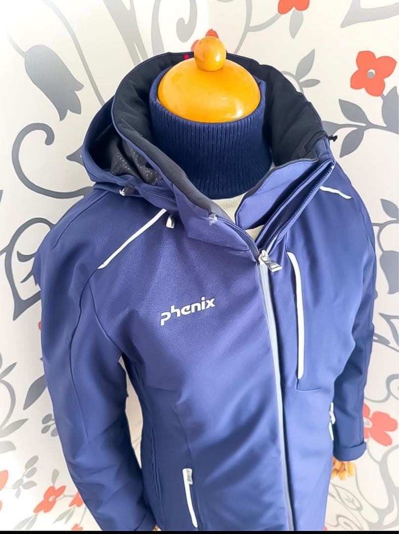 【NEW】フェニックス〈特典有り〉スキーウエア ダウン 防水 スリム 雪 保温