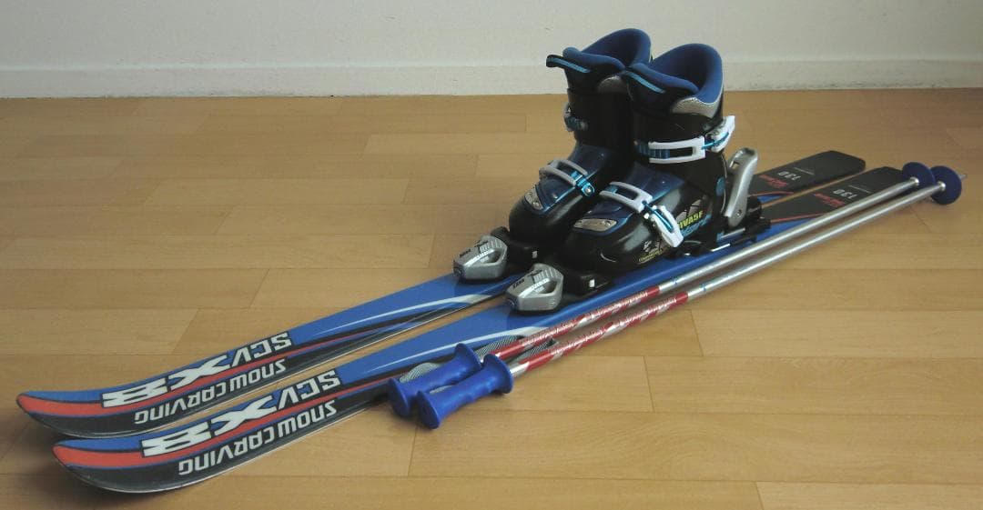 ■■送料無料■CARVING■子供用スキー4点セット■板130/靴22■