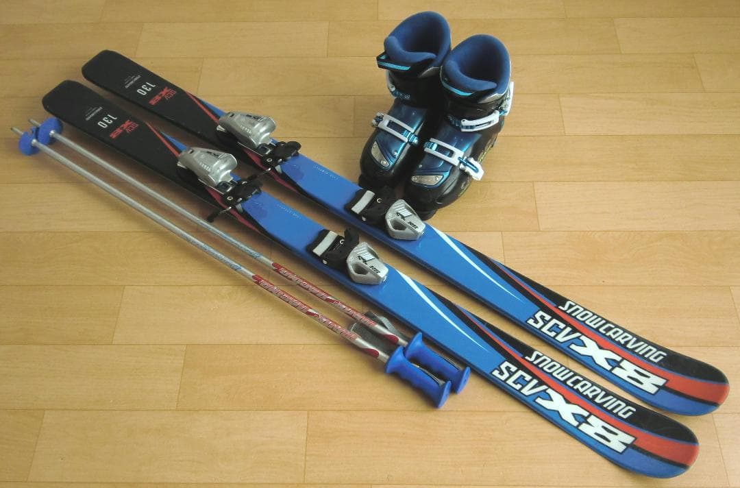 ■■送料無料■CARVING■子供用スキー4点セット■板130/靴22■