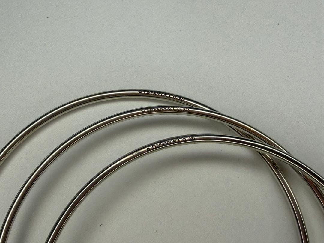 Tiffany & Co. ロック付きバングル