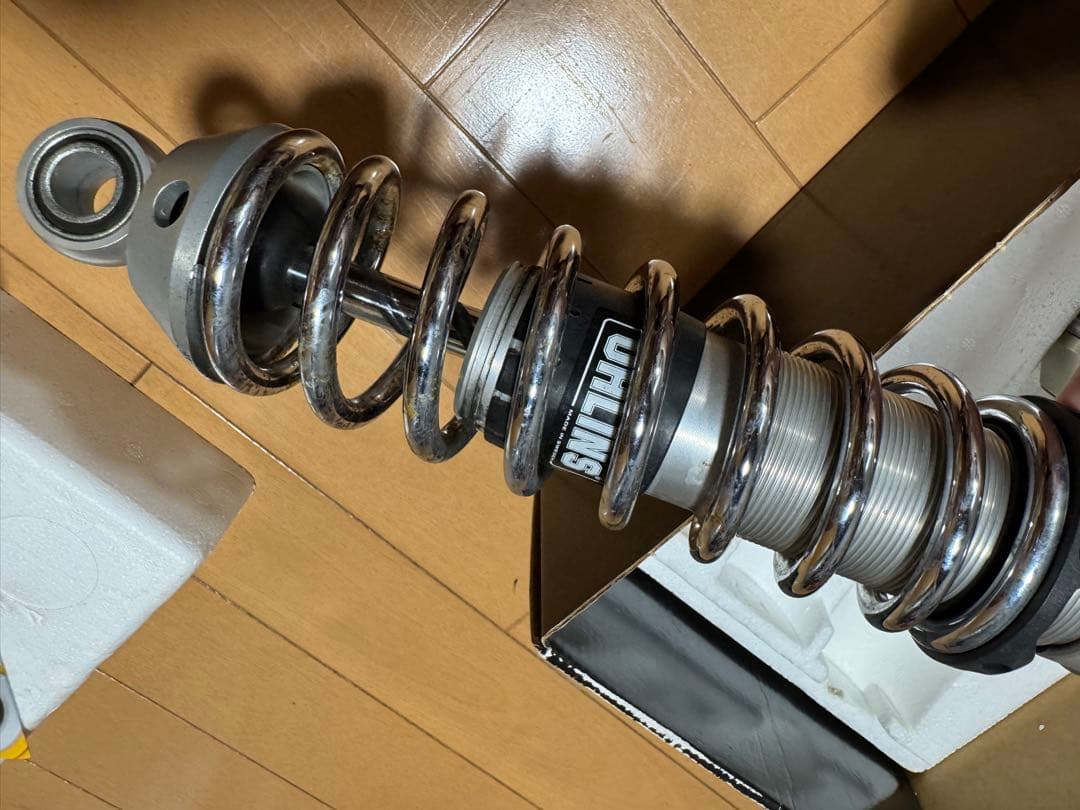 ハーレーダビッドソン　スポーツスター　リアサス