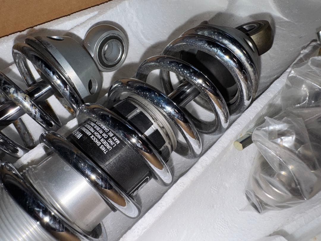 ハーレーダビッドソン　スポーツスター　リアサス