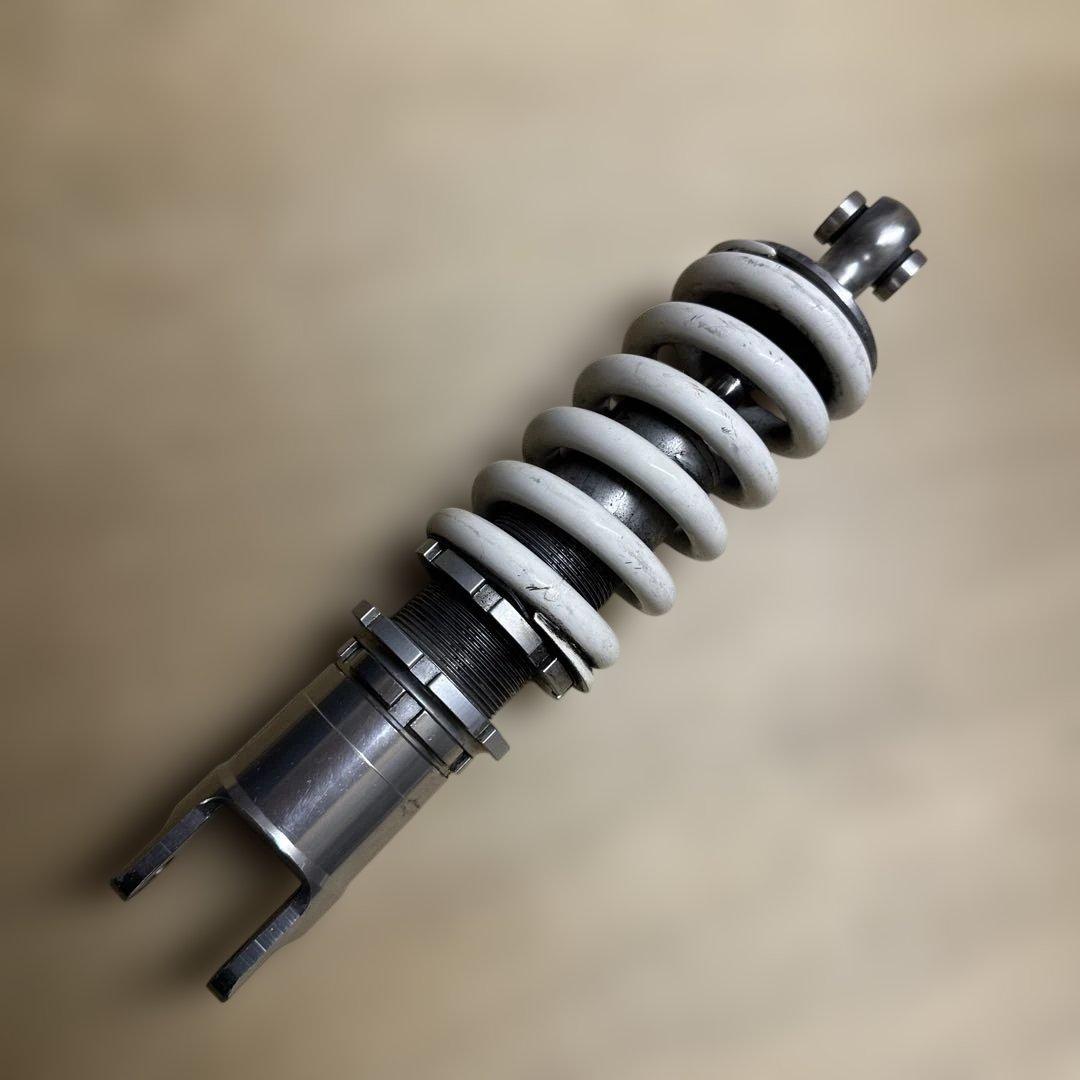 し*ん様 絶版 KITACO リアサス リアショック ホワイト エイプ100 A