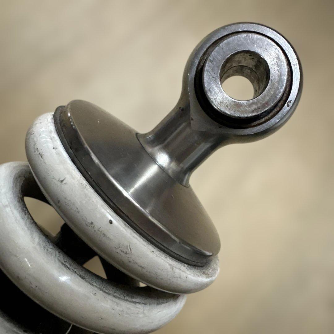 し*ん様 絶版 KITACO リアサス リアショック ホワイト エイプ100 A