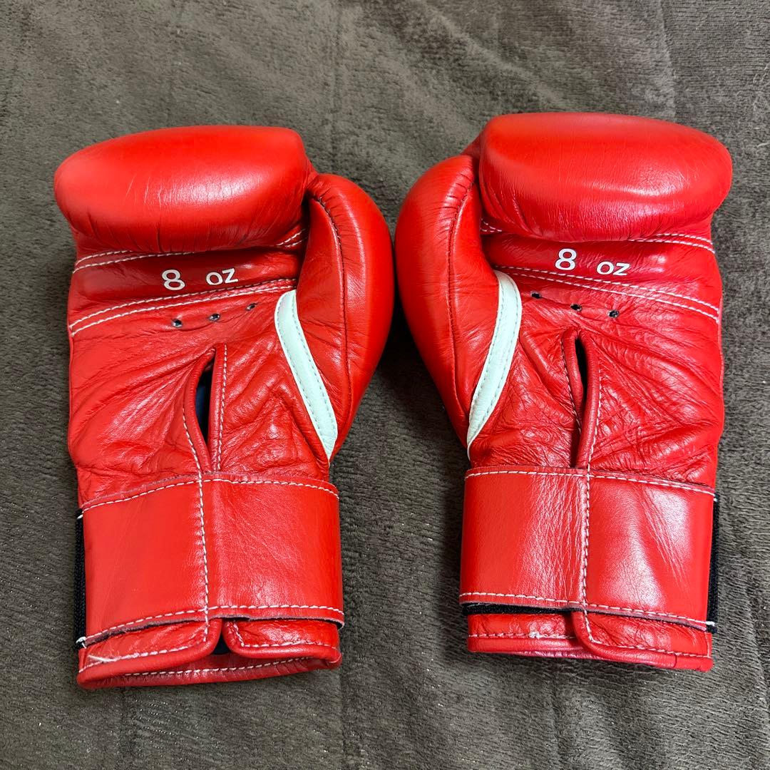 Winning ボクシンググローブ 8oz マジックテープ　赤