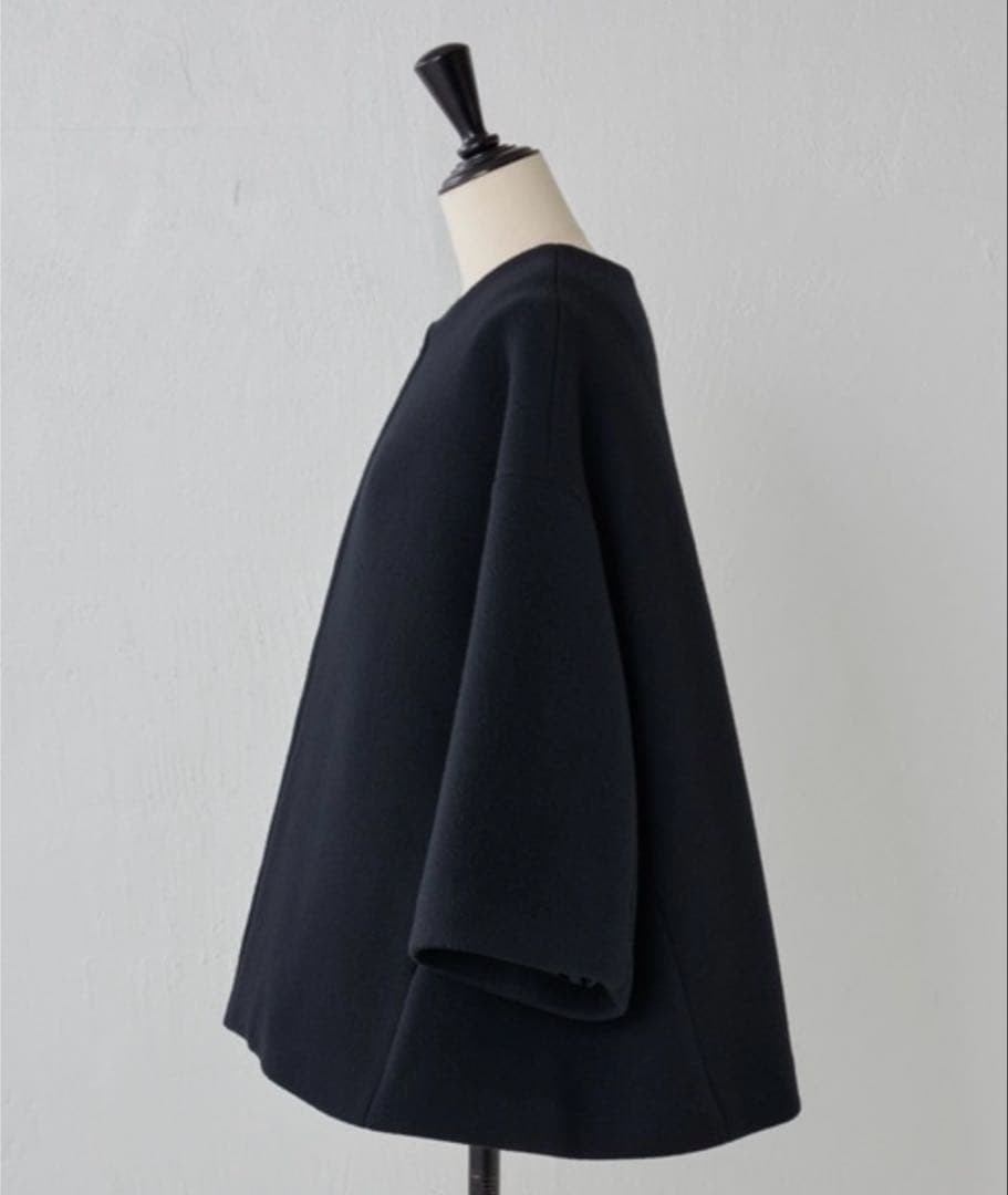 BEARDSLEYウールコート　ブラック