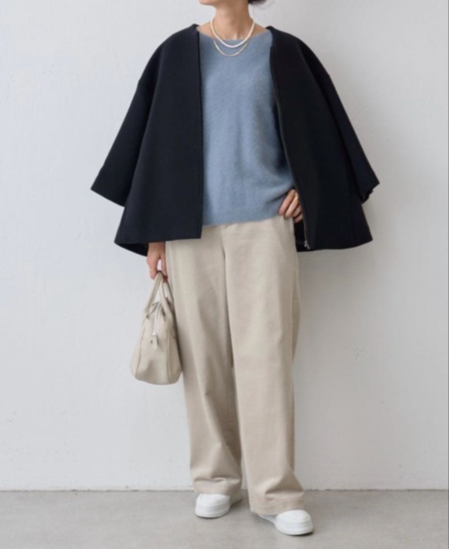 BEARDSLEYウールコート　ブラック