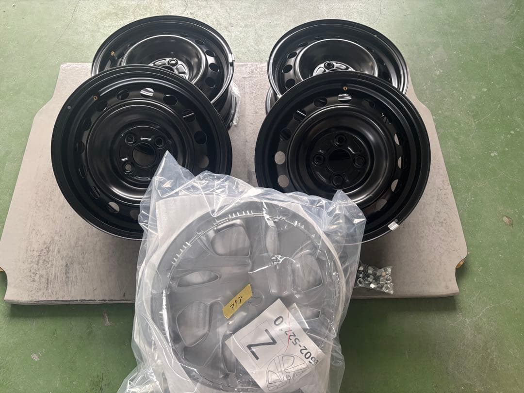 109①アクア 新車外し 鉄チンホイール2本セット