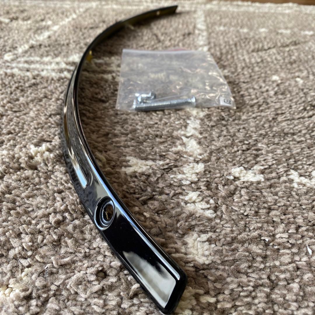 ハーレーダビットソン　ウインドシールドトリム　GROOVED 美品ブラック