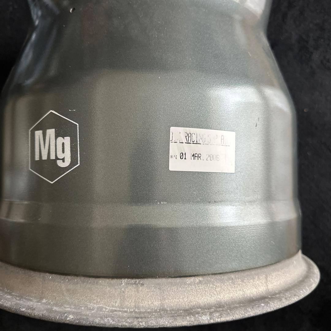 O.Z RACING RR 11J マグネシウムホイール Ｆ1ルノー使用ホイール