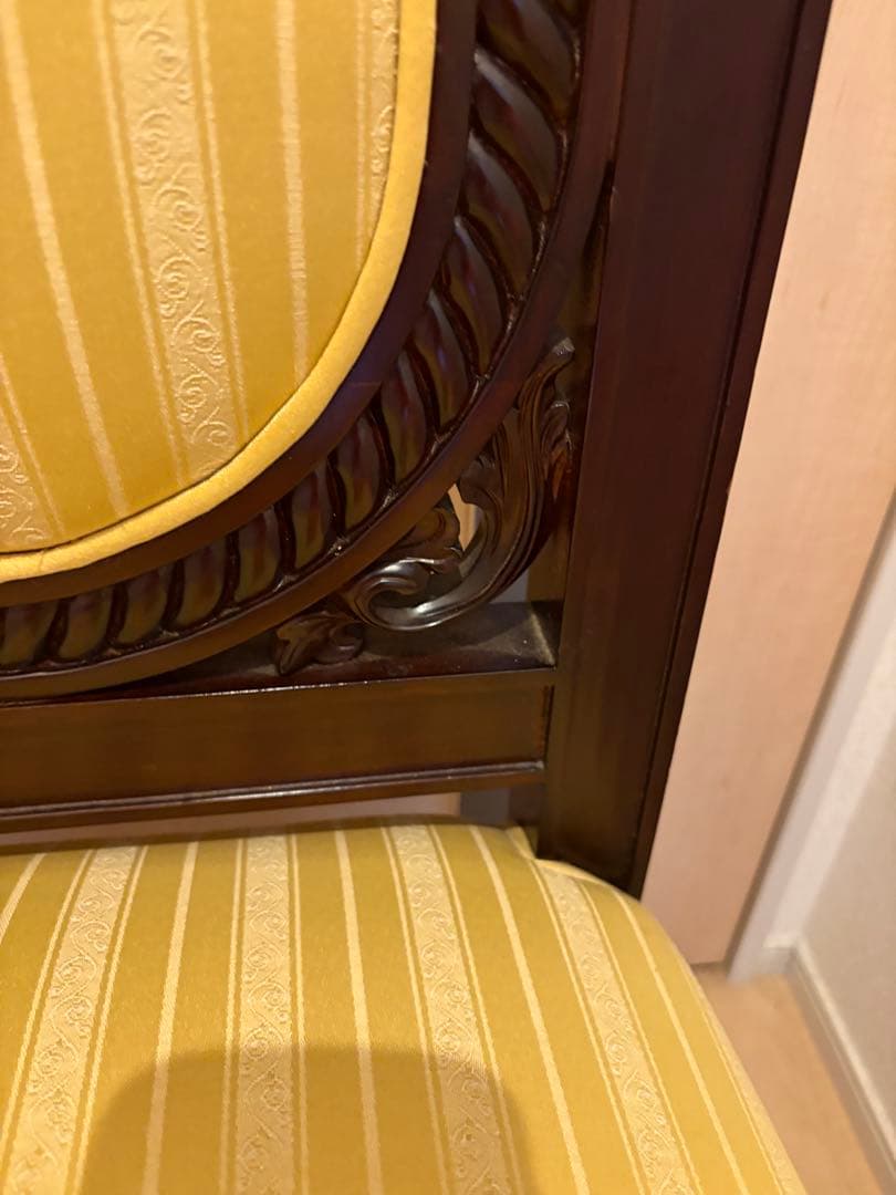 ダイニングチェア アンティーク調　ロココ　ドレッサー