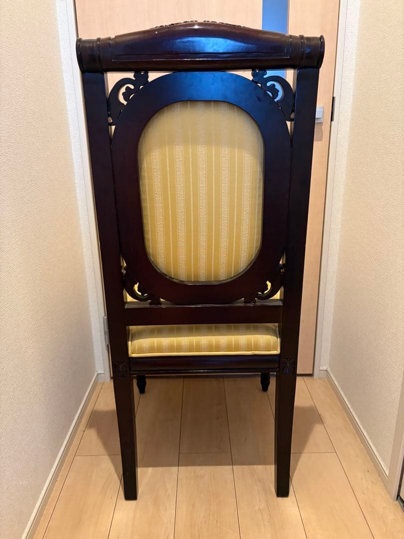 ダイニングチェア アンティーク調　ロココ　ドレッサー