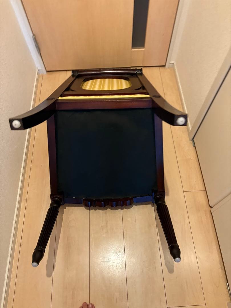 ダイニングチェア アンティーク調　ロココ　ドレッサー