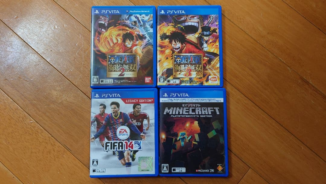 プレステVita PCH-2000シリーズ　BLACK ソフト　ケース付き