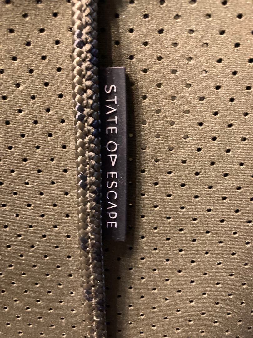 ステイトオブエスケープ　カーキ　大容量 トートバッグ　ポーチ付き 2way