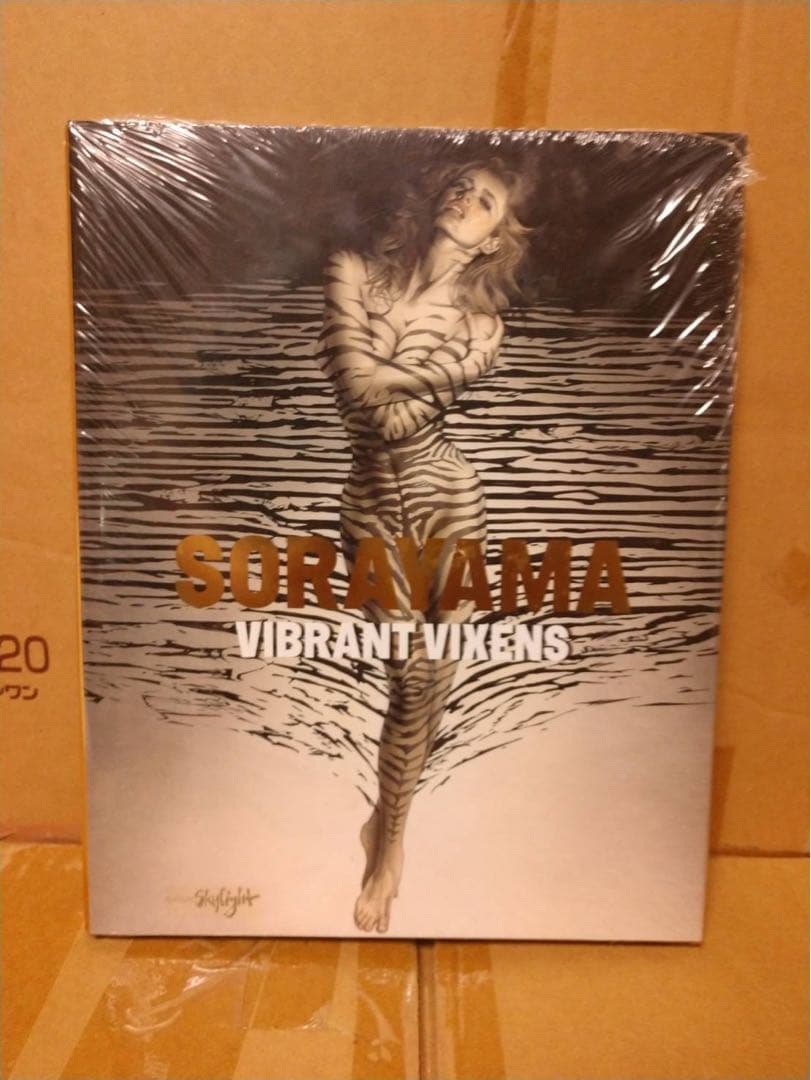 【新品】空山基 Vibrant Vixens Sorayama
