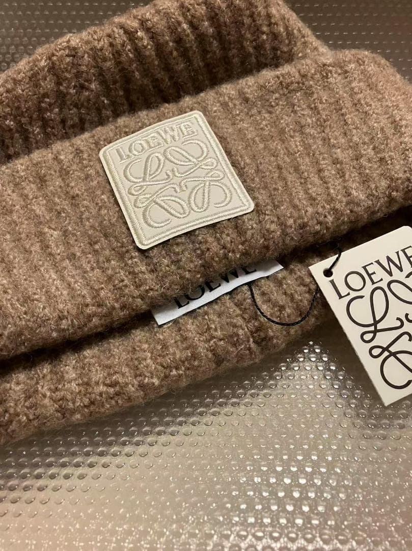 LOEWE ブラウン ニット帽